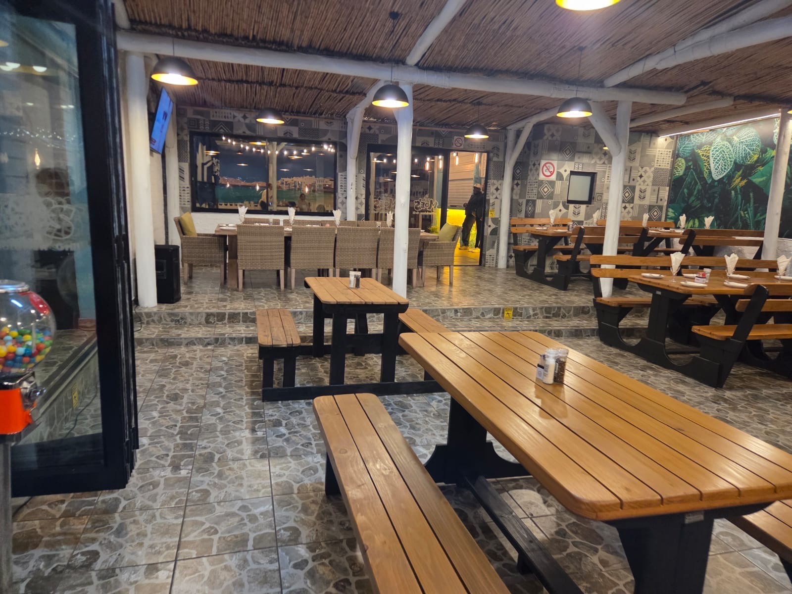 Inside The Fat Mermaid